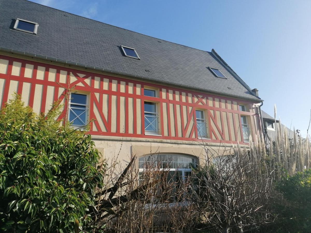 Nid De Pie Grand Duplex Lumineux Cadre Verdoyant Calme A 5 Mn De La Pres Port En Bessin, Bayeux, Omaha Beach, * Commes