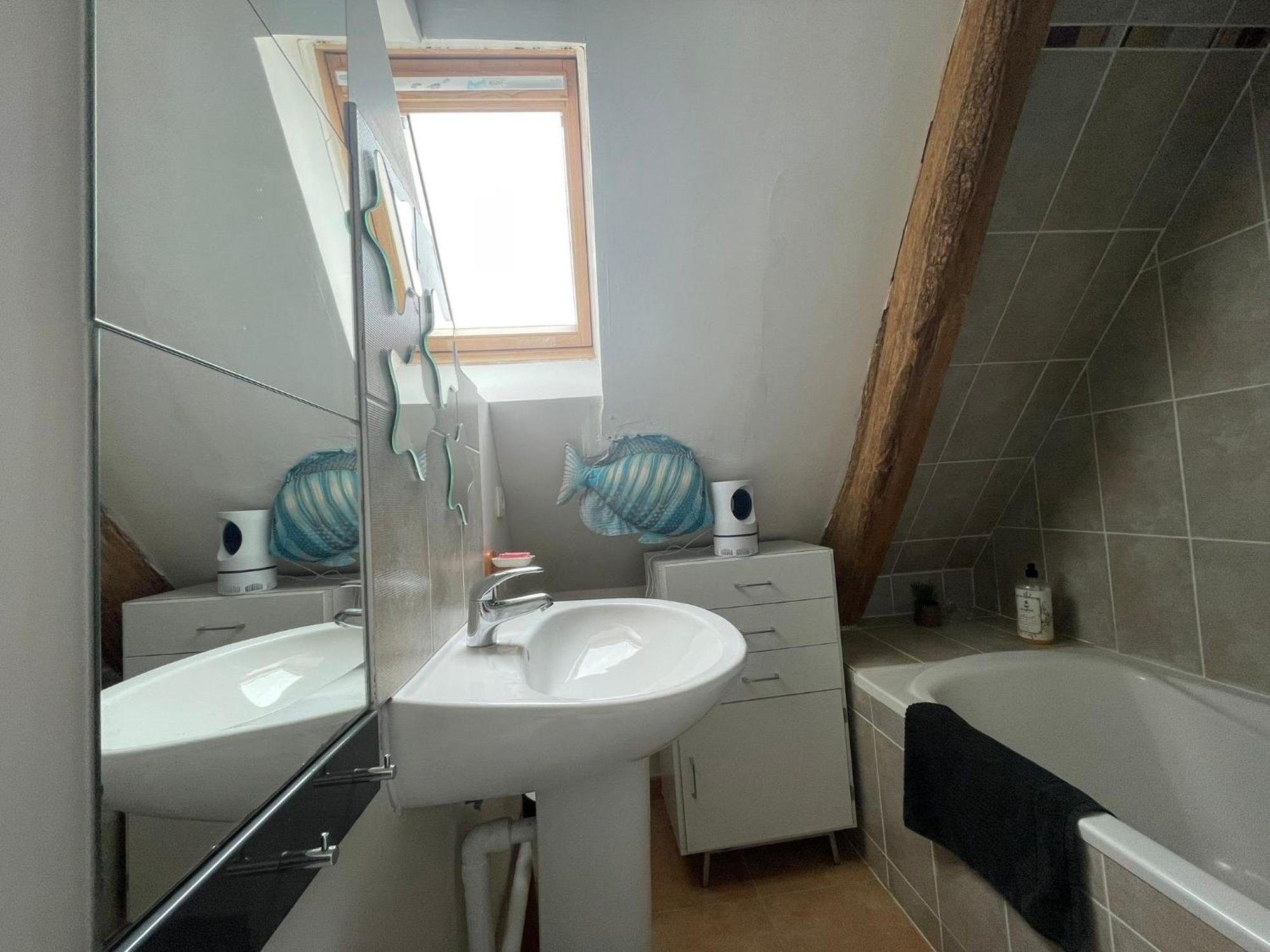 Nid De Pie Grand Duplex Lumineux Cadre Verdoyant Calme A 5 Mn De La Pres Port En Bessin, Bayeux, Omaha Beach, Apartment *