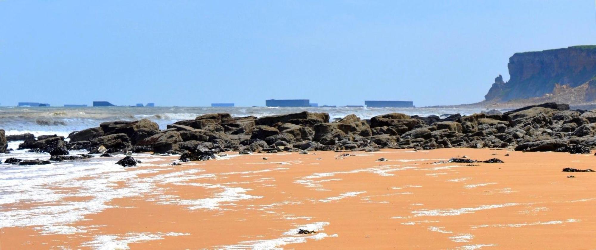 Nid De Pie Grand Duplex Lumineux Cadre Verdoyant Calme A 5 Mn De La Pres Port En Bessin, Bayeux, Omaha Beach, * Commes